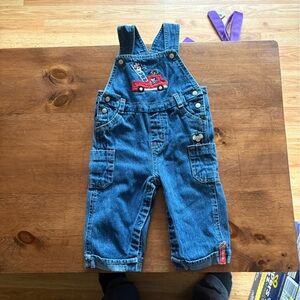 🩷 6 for $20 🩷 Mary Engelbreit Blue Denim Overalls with Red Truck